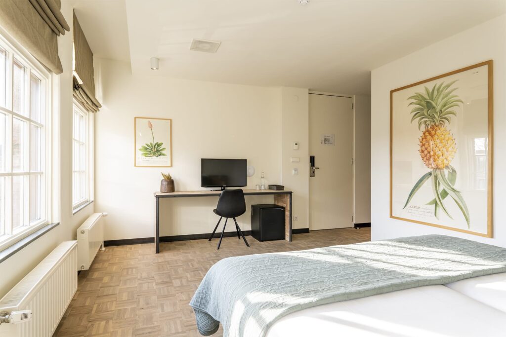 Hotel-Bleecker_Hotelkamer-1_4-lowres.jpg